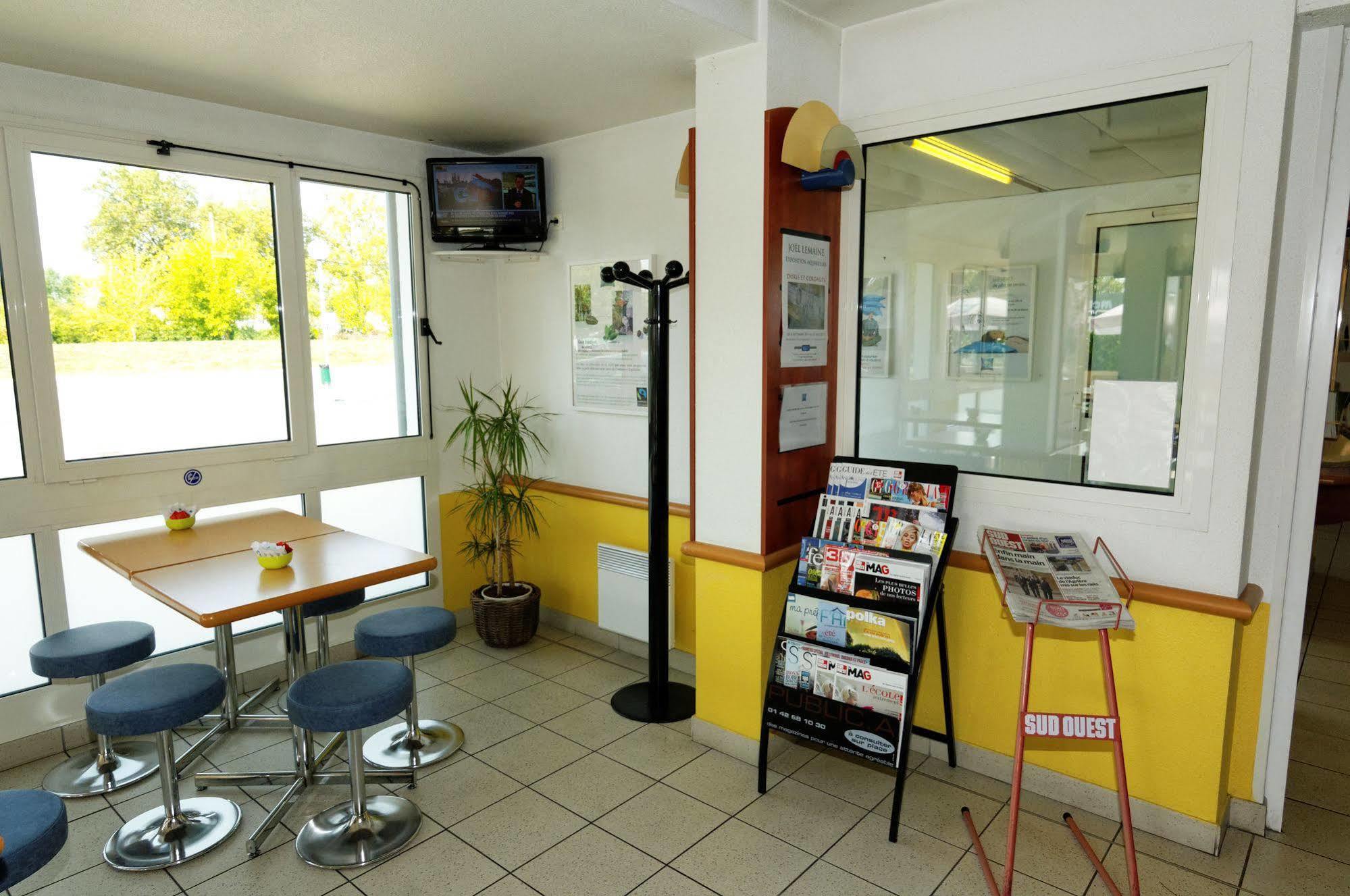Ibis Budget Rochefort Exterior photo
